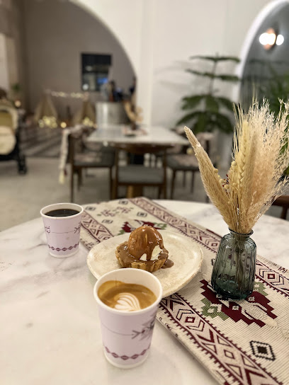 Levanti Cafe & Restaurant - Saudi Arabia|Buraydah 52379|Ar Rayan|شارع البخاري