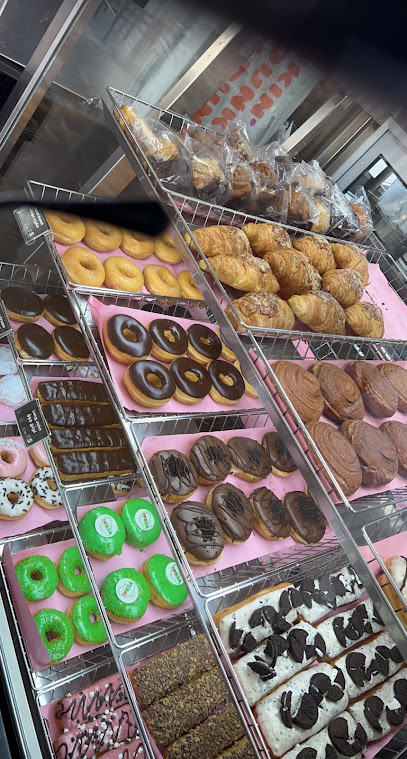 Dunkin' - Saudi Arabia|Taif 21944|https://goo.gl/maps/vD9752k5W58uqYxH6