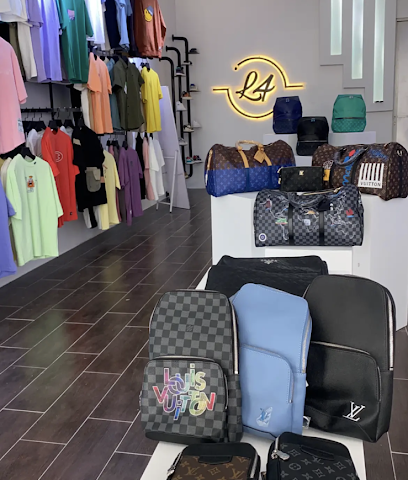 لاس فور - Samtah - +966 50 093 2811