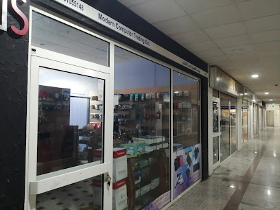 الكمبيوتر الحديث مجمع الحصن التجاري للكمبيوترات اَشارع الرياض 14-15 - Al Khobar -