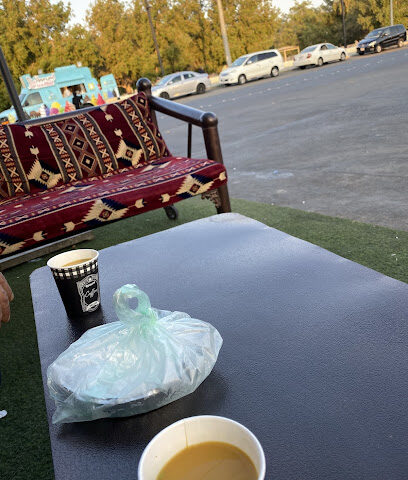 مقهى رشفة حمراء - Bisha - +966 54 080 8499
