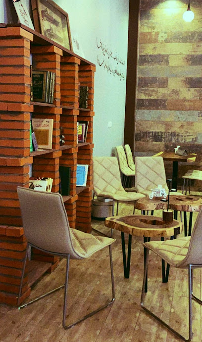 Yb cafe - Saudi Arabia|Al Qurayyat 77451،|طريق الملك عبدالعزيز، الفيصلية،|88QJ+V6C