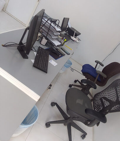مكتب ركن المفرق للخدمات - Najran - +966 53 374 4498