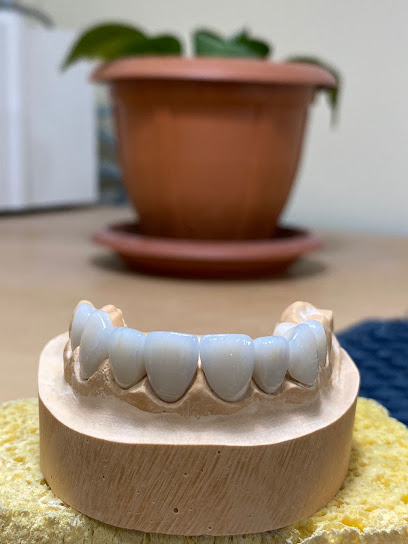 Golden care - (Dental lab) - Jeddah 23431