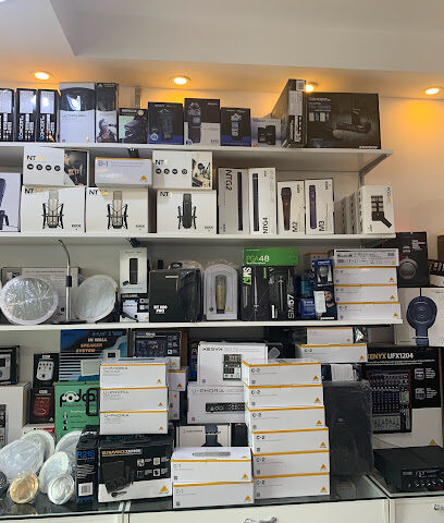 ROKUNSTORE - Jeddah - +966 50 882 5337