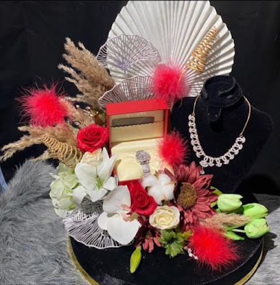 مشغل الابرة الذهبية - Al Bukayriyah - +966 16 335 2005