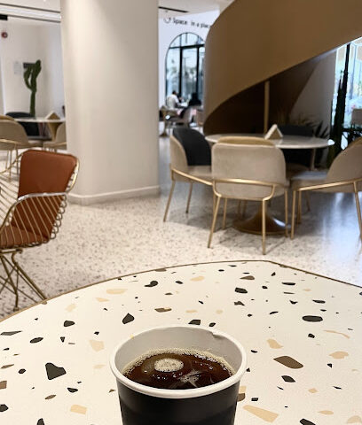 Renaz cafe - Mecca -