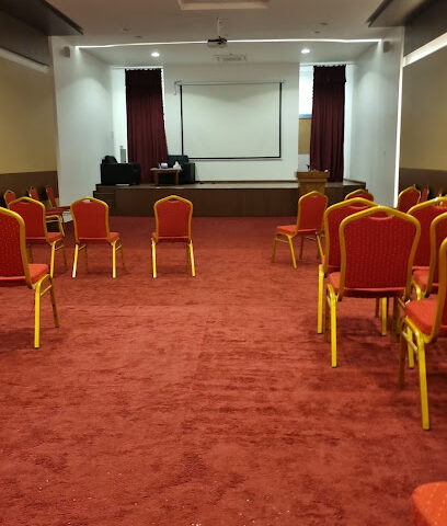 مسرح جمعية التنمية الأهلية بالقطيف - Al Qatif - +966 56 853 3487