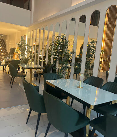 The100 Coffee - Buraydah - +966 59 461 7770
