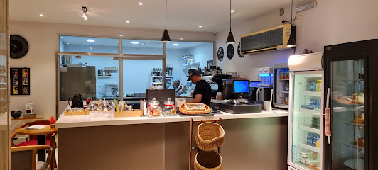 مقهى الزيزفون - Safwa - +966 54 113 3450