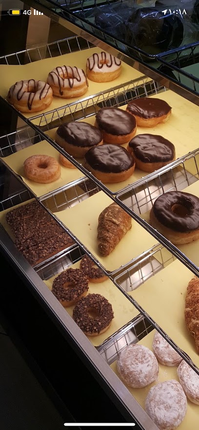 Dunkin Donuts - 40047 - Saudi Arabia|8692 طريق الملك عبدالعزيز، حي الريان، الدوادمي 17463 17471،
