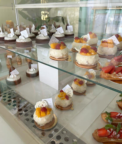 Sun Bakery(Sweets and Pastries) مؤسسة مخبوزات الشمس للحلويات - Ad Darb - +966 56 548 8256