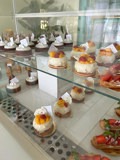 Sun Bakery(Sweets and Pastries) مؤسسة مخبوزات الشمس للحلويات - Saudi Arabia|Ad Darb 89881|6327|3184 شارع الملك عبدالعزيز